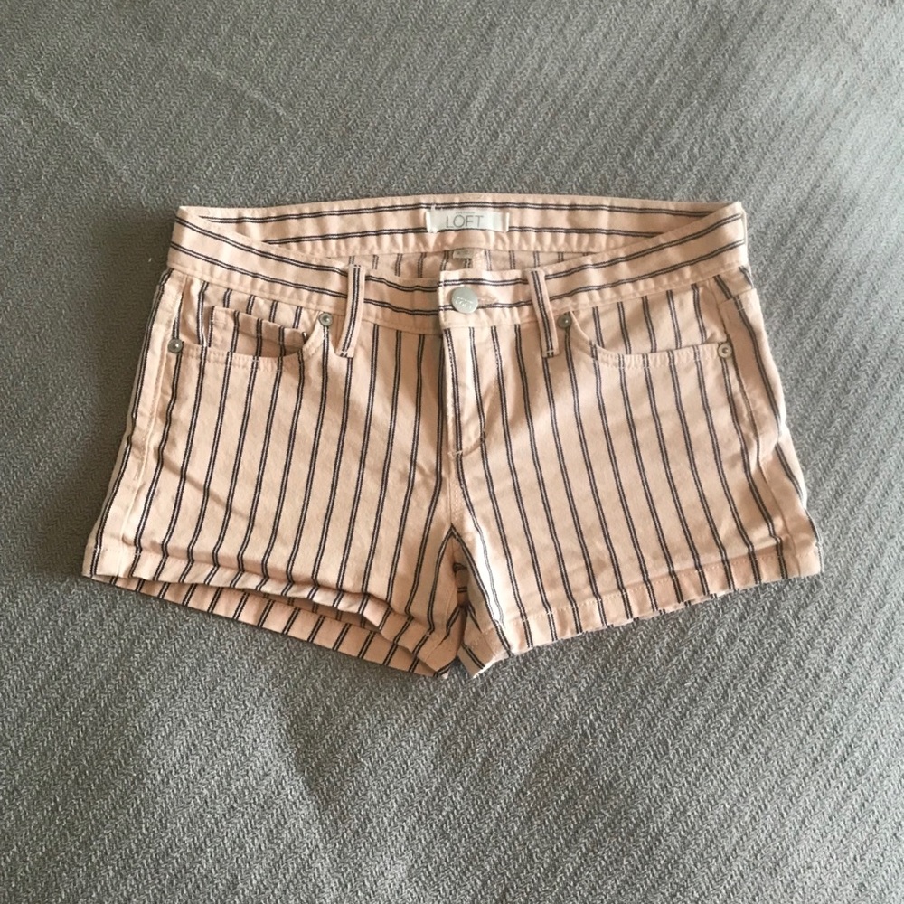 Pink pinstriped shorts LOFT